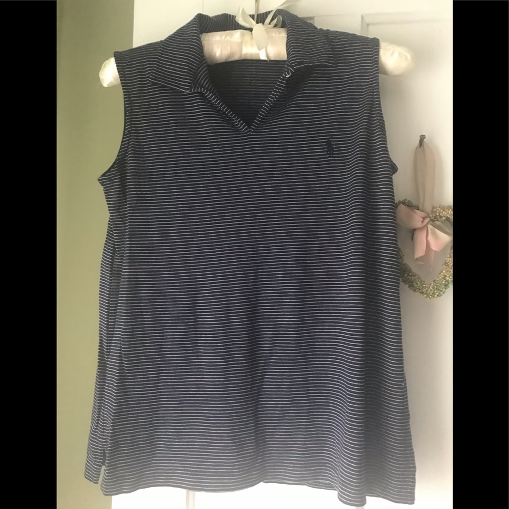 Women’s sleeveless shirt